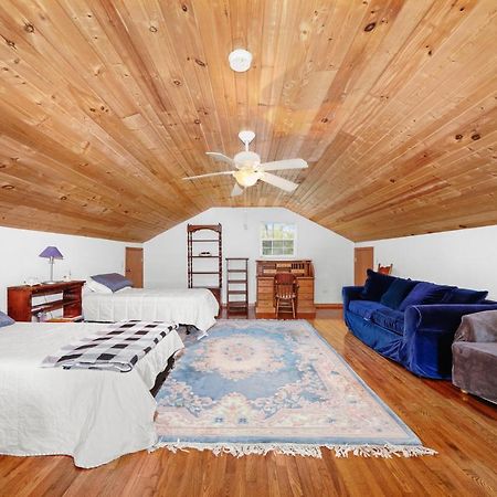 Beautiful Home In Beach Park Il Экстерьер фото