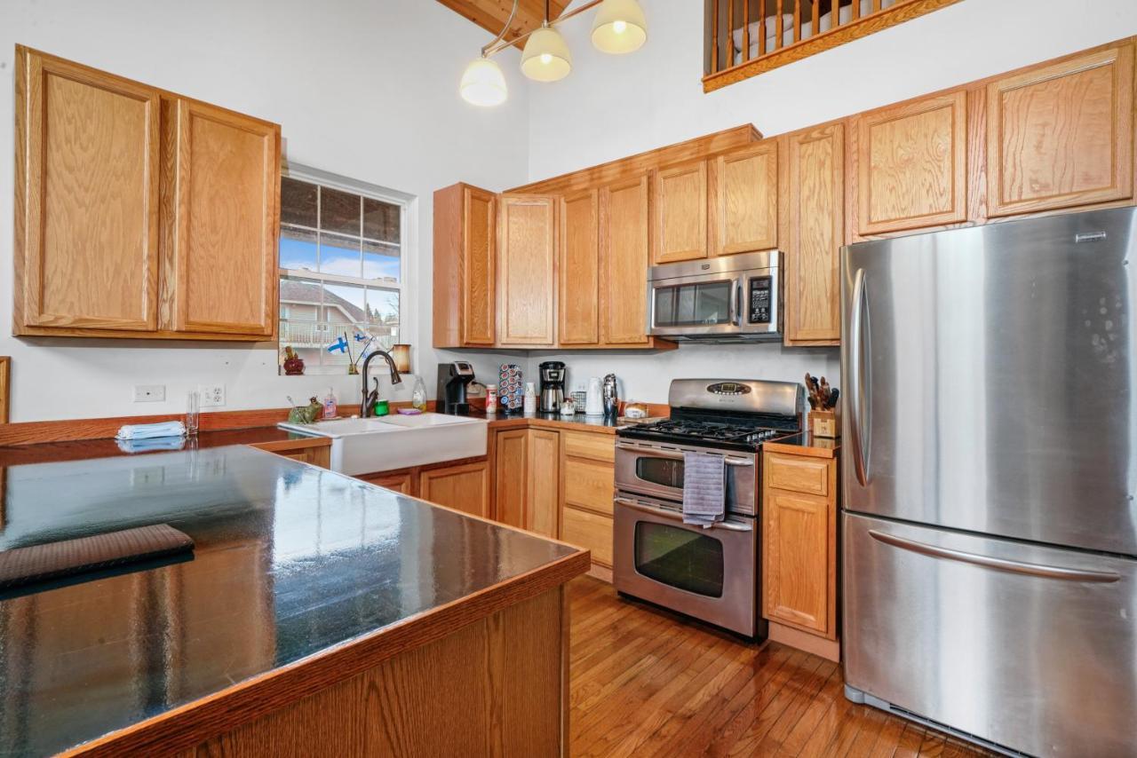 Beautiful Home In Beach Park Il Экстерьер фото